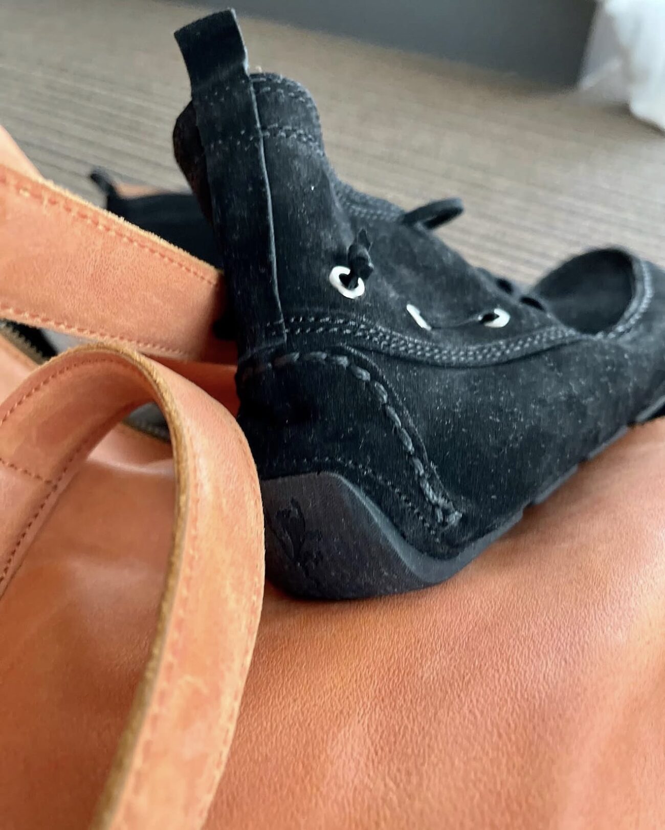 E-Foldable Travel Ankle Moccasins ( black Suede ) - Image 3